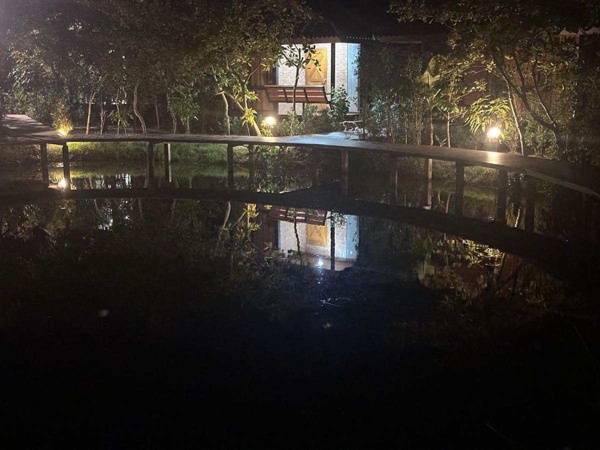 The Beatles Lagoon シャロン エクステリア 写真